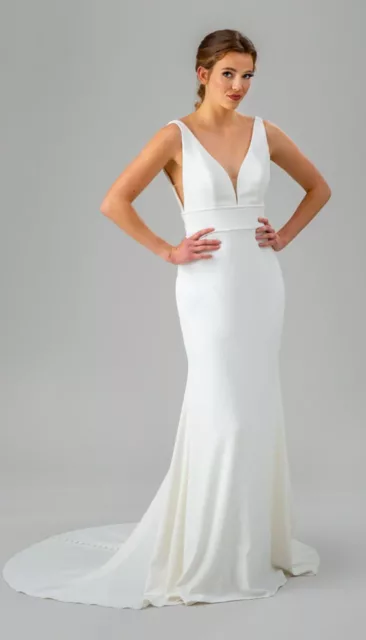 Kennedy-Blue-Beckett-Wedding-Dress-Front-Websize_924x
