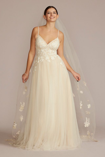 Beaded Lace Applique Tulle A-line Wedding Gown 
