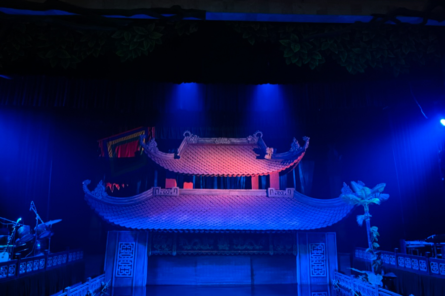 Water Puppet Show: Thang Long Water Puppet Theatre